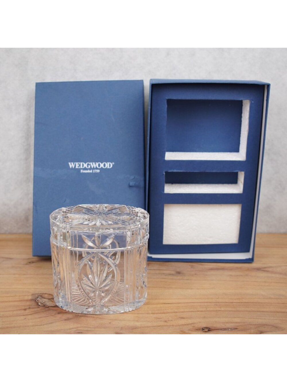 Wedgwood "Erika" Crystal Oval Trinket Box with Lid 5" Tall New